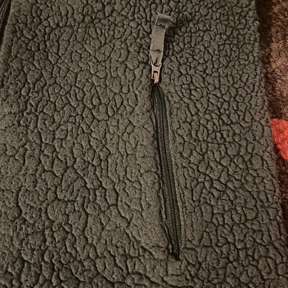 Fleece Jacket. - Picture 3 of 4
